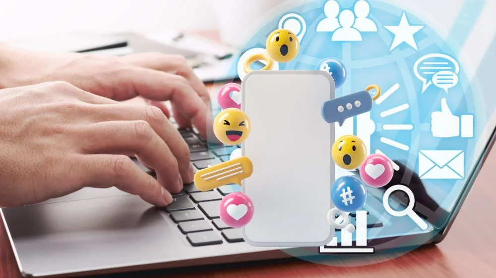 التسويق عبر مواقع التواصل الاجتماعي